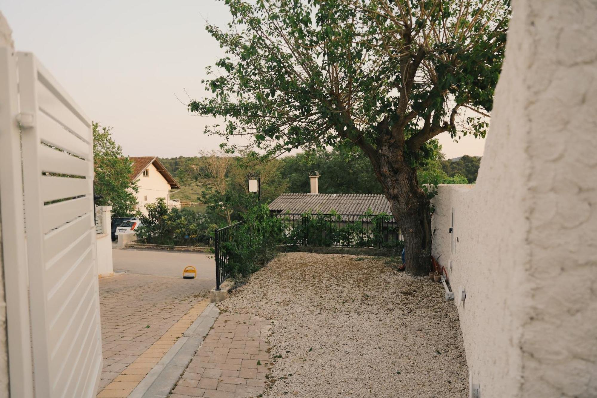 The Residence Bilice Exterior photo